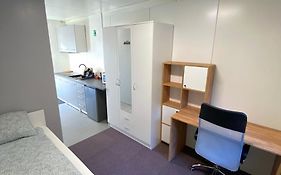 Student House Pawilony